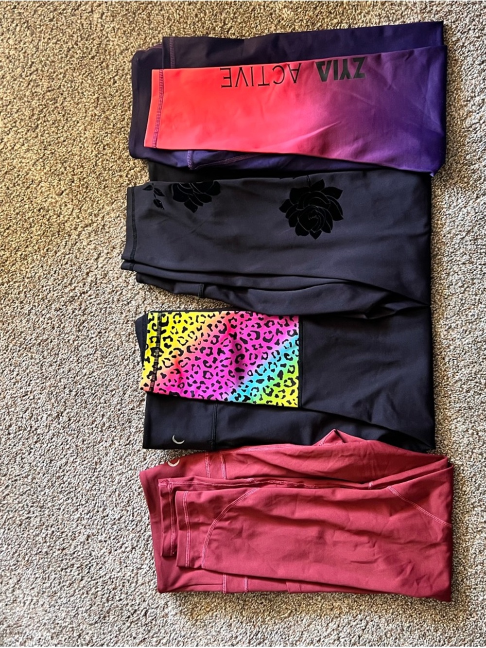 ZYA Active Women's Ombre Purple-Red Leggings